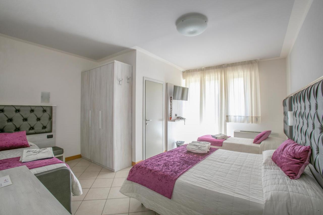 Hotel Playa Viareggio Exterior foto