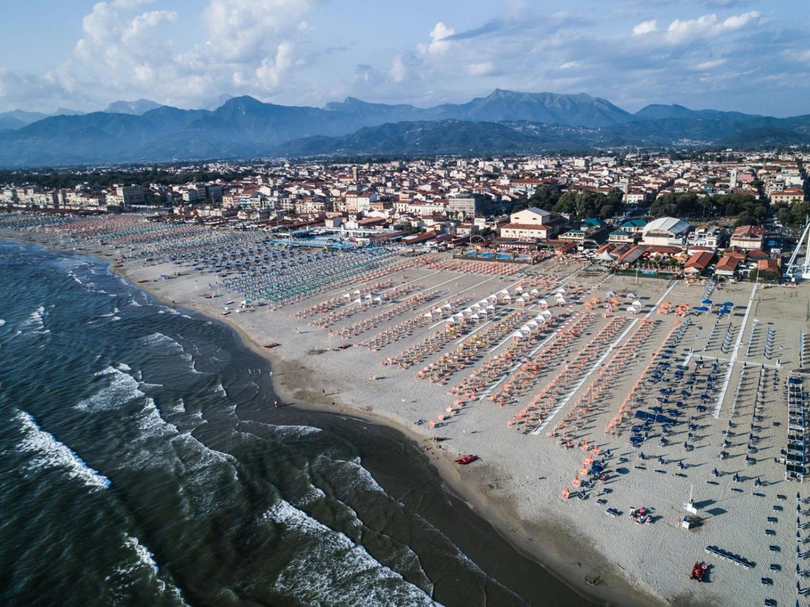 Hotel Playa Viareggio Exterior foto